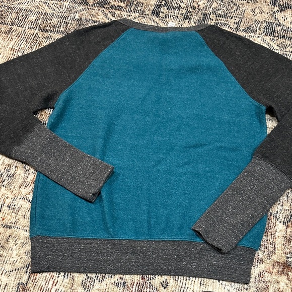 ALO Yoga Teal and Charcoal Sweatshirt - Picture 5 of 5